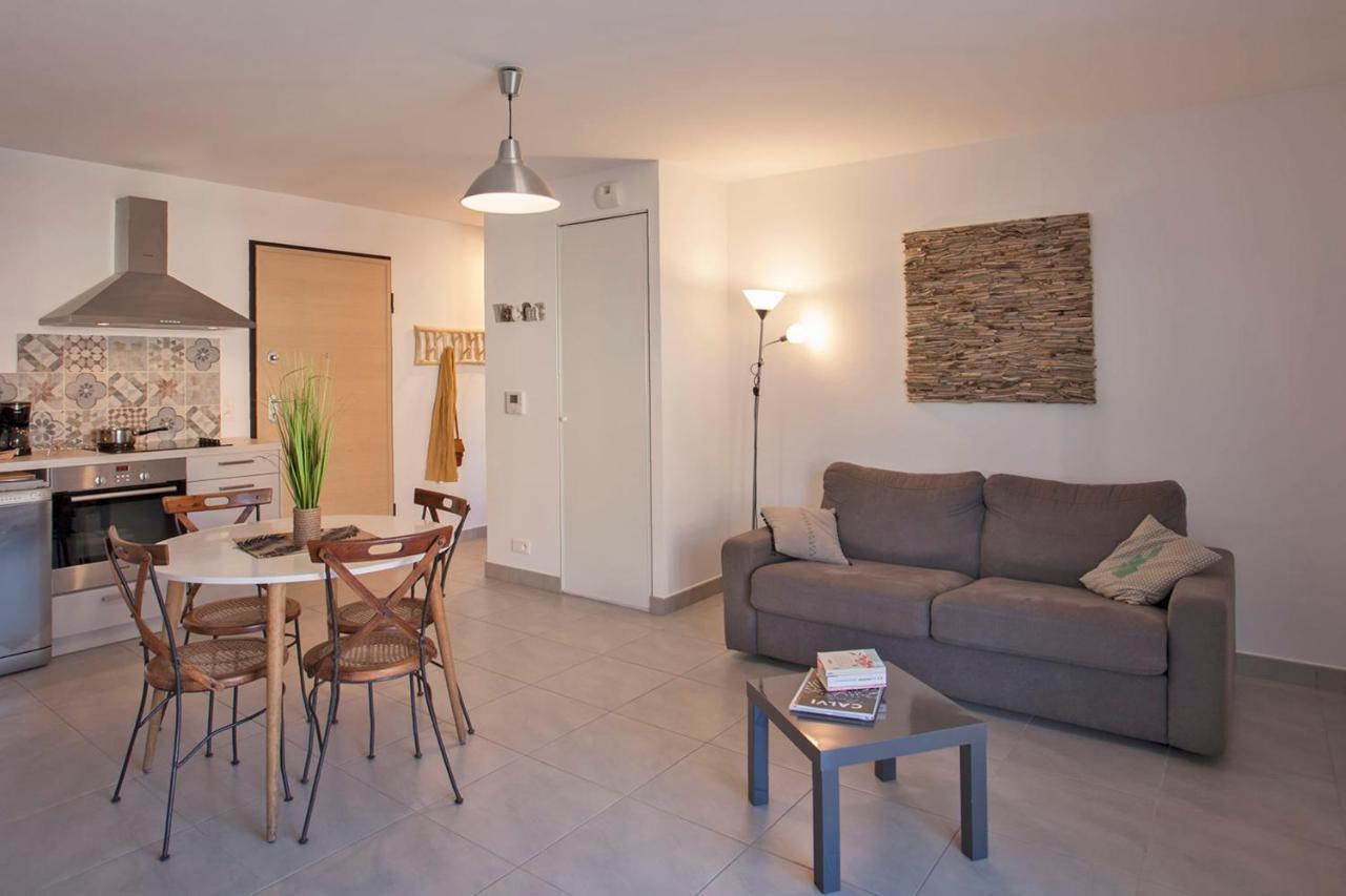 L'Orangeraie Calvi Centre A 300M De La Plage Et Du Port Parking Prive Exteriör bild
